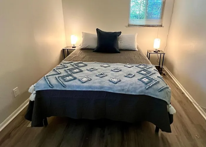 4 Bed Ranch-fire Pit-pet & Kid Friendly-king Bed-arcade Holiday home